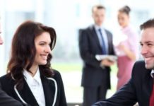 nhân viên thử việc có được hưởng lương ngày lễ
