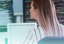Nữ học công nghệ thông tin ra làm gì? Lương cao không? Nữ học công nghệ thông tin ra làm gì